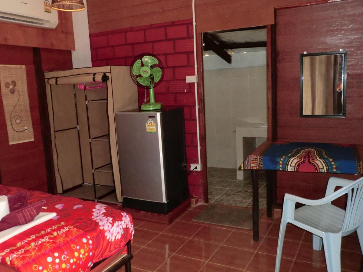 Hans Strand Bungalows Ko Lanta Exteriör bild