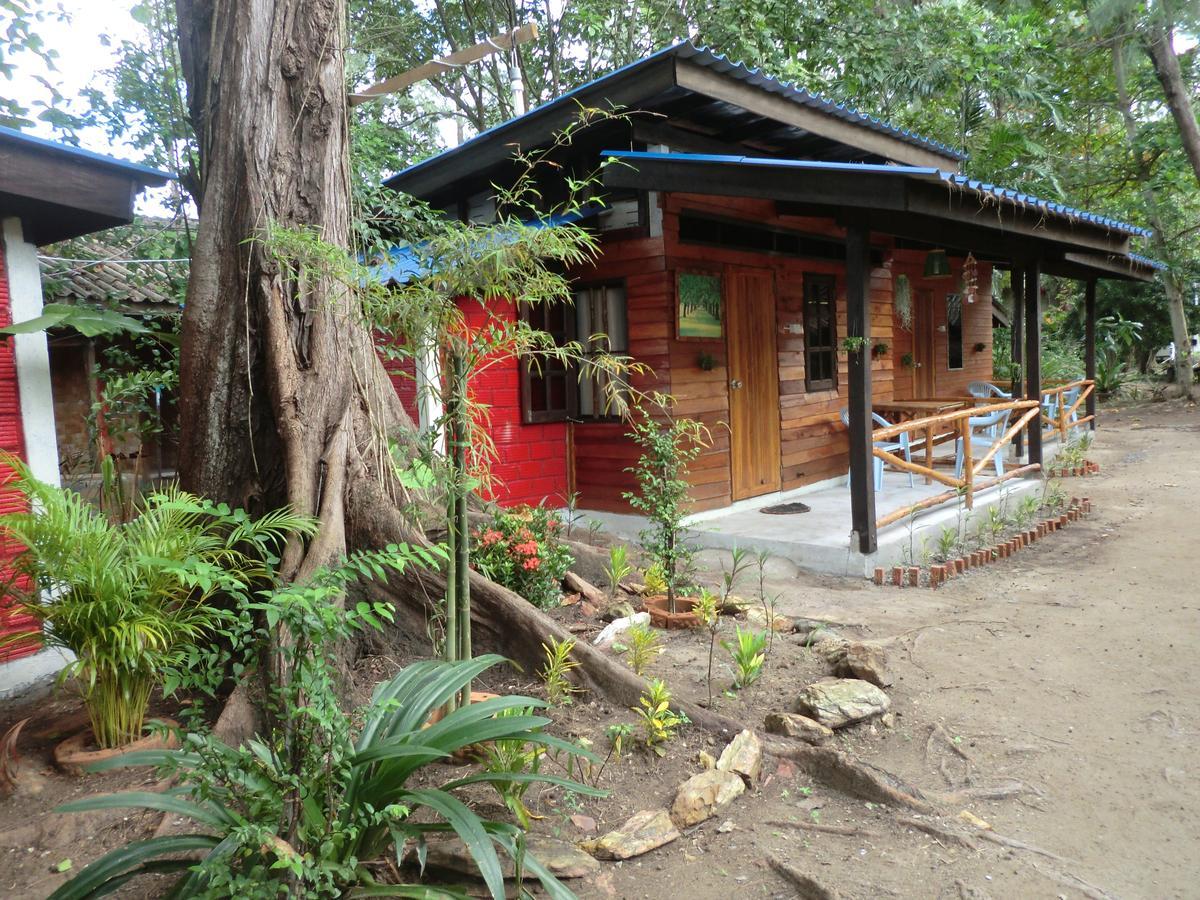 Hans Strand Bungalows Ko Lanta Exteriör bild